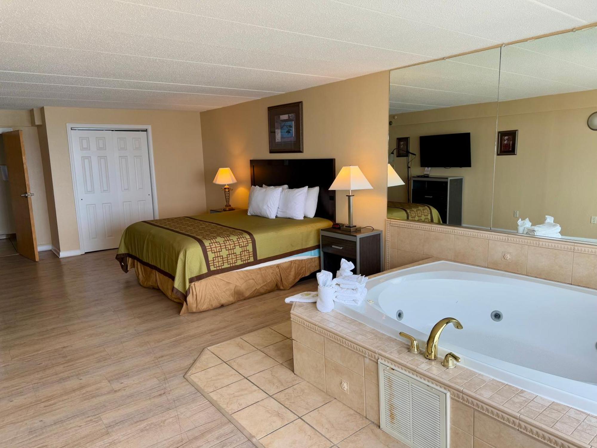 Travelodge By Wyndham Suites Virginia Beach Oceanfront Dış mekan fotoğraf