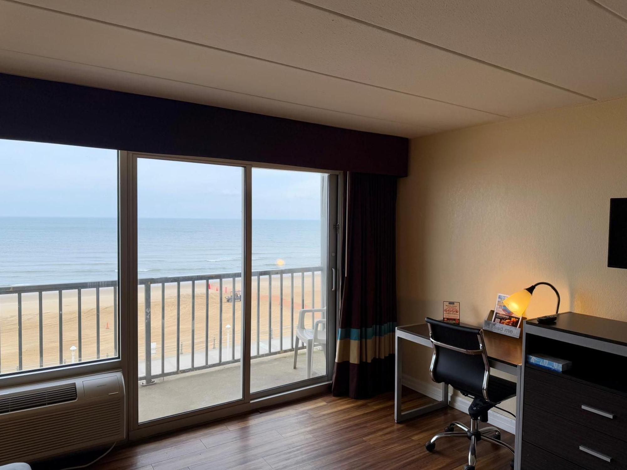 Travelodge By Wyndham Suites Virginia Beach Oceanfront Dış mekan fotoğraf