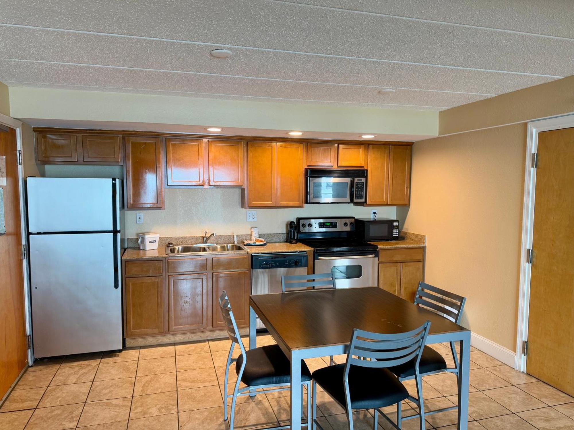 Travelodge By Wyndham Suites Virginia Beach Oceanfront Dış mekan fotoğraf